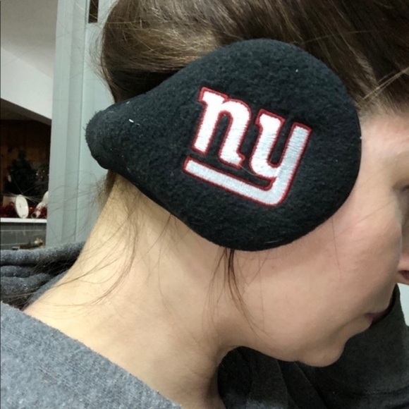 New York Giants Logo Adjustable Black Earmuffs - Picture 2 of 5
